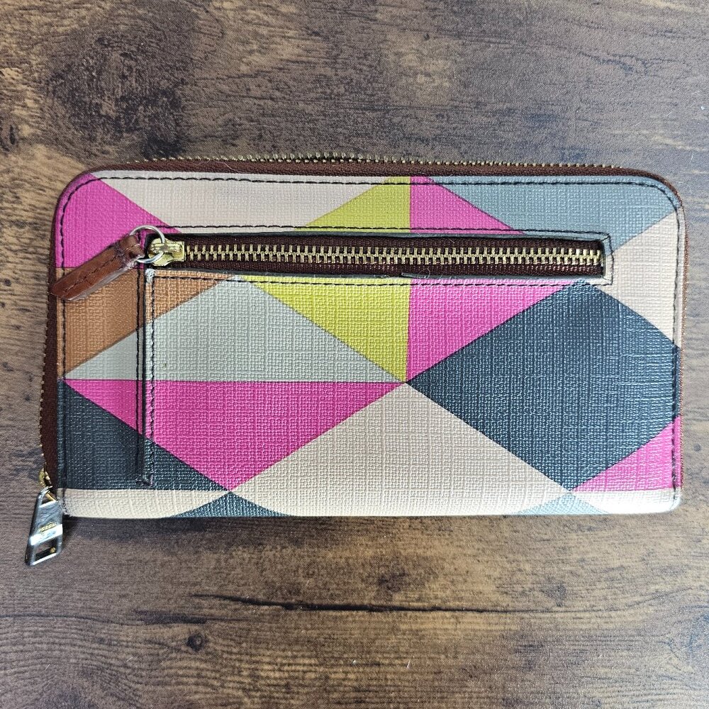 Fossil Zip Wallet Clutch - Colorblock Geometric Pattern - Picture 2 of 11